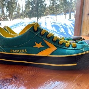 Converse Packers - like new!